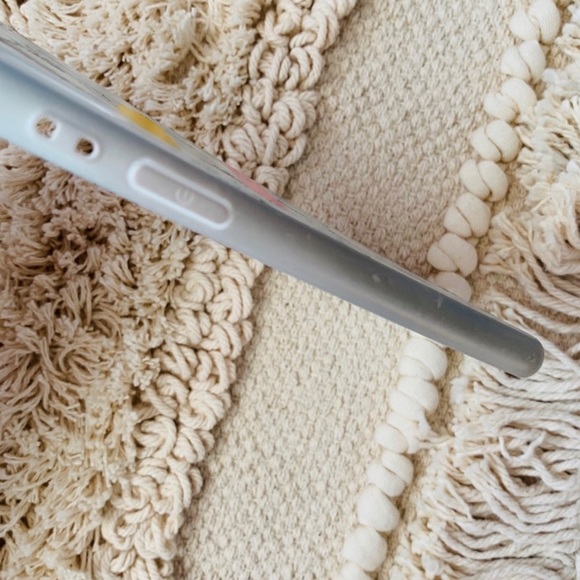 iPhone XR Painted Marble Case - Picture 6 of 6